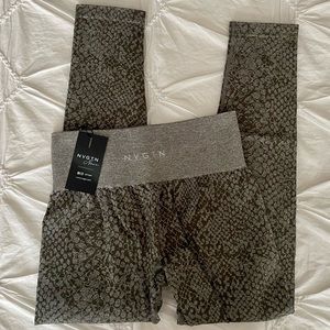 NVGTN Snakeskin Seamless Leggings